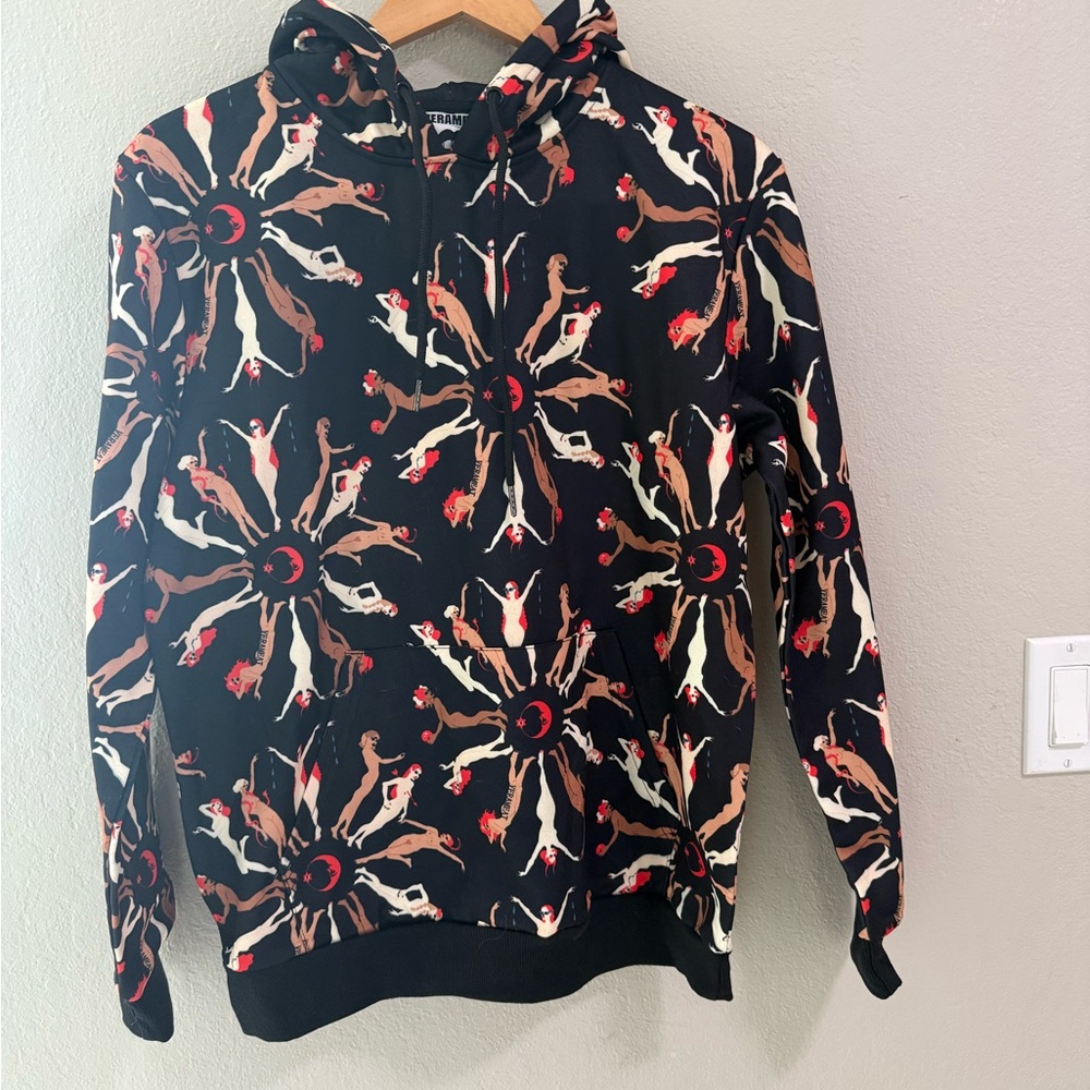 VERAMEAT Black Graphic Hoodie with Redhead Goddess Print – Comfy Size – NWT - Picture 4 of 8